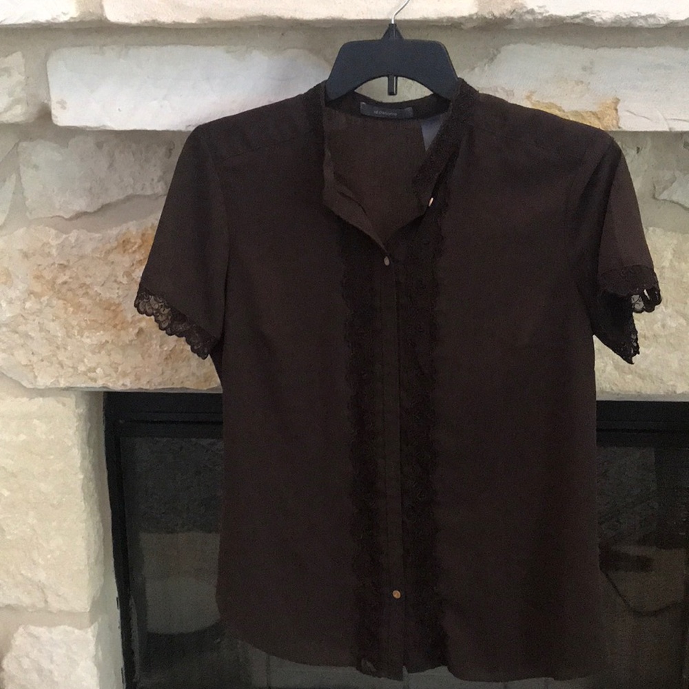 NWOT. Liz Claiborne button down blouse
